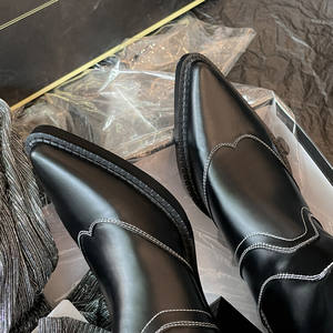 Cialisa-zapatos de diseñador de cuero genuino para mujer, <span class=keywords><strong>botas</strong></span> de tacón medio grueso con punta estrecha, botines de vaquero occidental, color blanco, Otoño e Invierno - Product Image 6