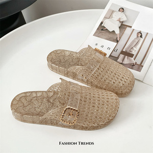 Pantuflas Transparentes Baotou para Mujer, Estilo Veraniego Moderno con Diseño Calado, Aptas para Damas - Product Image 6