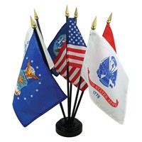 Drapeaux de bureau en polyester à base en plastique nylon pour célébrer la fin de la guerre civile syrienne