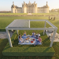Pergola murale en aluminium écologique et durable Sweet Home, toit rétractable motorisé à lames orientables, imperméable, pour extérieur