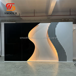 Support de fond de scène de mariage de luxe SMOOTH avec éclairage LED, forme de vague, blanc et noir, en PVC acrylique - Product Image 2
