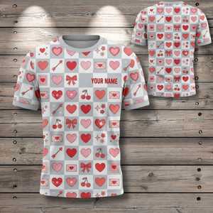 Maglietta Personalizzata Minimalista con Griglia e Cuore, Nome Personalizzato, Motivo EKG a Cuore, Regalo di San Valentino Unisex, Stampa Integrale - Product Image 1