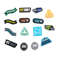Patchs en PVC/caoutchouc 2D/3D personnalisés, brodés, thermocollants, avec logo, pour vêtements et chapeaux