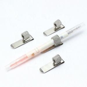 Échantillon gratuit Porte-crayon à ressort rétractable en métal argenté Clip en acier inoxydable <span class=keywords><strong>Accessoire</strong></span> pour carnet - Product Image 1