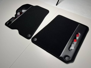 Tapis de sol en nylon personnalisés avec couleur et emblème pour Ferrari GTC4 Lusso T V8 V12, tapis de sol épaissis GT Auto - Product Image 1