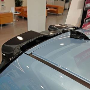 Alerón Trasero para Auto Welta Unlimited Edition RS Edition ABS, Compatible con 4th Fit, Acabado Negro Pulido - Product Image 4