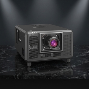 Proyector CRT de Gran Formato para Exteriores PT-SRQ50KC con 3D Integrado y 51000 Lúmenes ANSI para Proyectos de Gran Escala al Aire Libre - Product Image 1