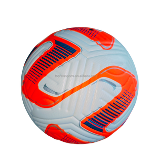 Toprate Ballon de football d'entraînement officiel pour la Coupe de la <span class=keywords><strong>Ligue</strong></span> <span class=keywords><strong>des</strong></span> <span class=keywords><strong>champions</strong></span> Taille de <span class=keywords><strong>match</strong></span> 4/5 Grip stable pour les jeux d'entraînement de club Test d'échantillons - Product Image 2