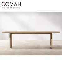 Table de jardin moderne de luxe avec plateau en bois massif non traité, design résistant aux intempéries pour villa, hôtel, patio