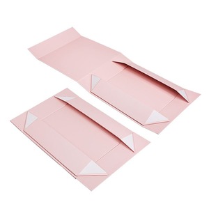 Caja de regalo para pelucas de cartón, con cinta y forro de satén, personalizable según la demanda - Product Image 4