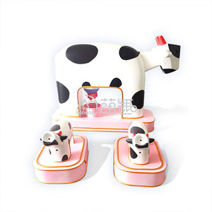 Moetry Fun Lait Vache Aire de <span class=keywords><strong>jeux</strong></span> intérieure Toddler Cow Traying Device Jeu de rôle pour Kidzania Play Center FEC - Product Image 4