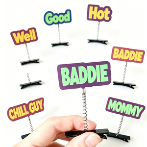Clips à cheveux personnalisés en acrylique imprimés UV avec des mots - Noir/Blanc, avec des pousses amusantes, des phrases tendance, des expressions slang, pour festivals, concerts, style mignon - Product Image 3