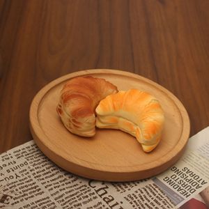 Mainan Squishy Roti Simulasi Lembut dan Lembap, Viral, Tahan Lama, Pereda Stres, Alat Bantu Sensorik, Perlengkapan Foto, Hadiah Grosir - Product Image 3