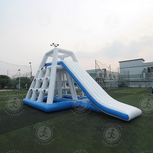 Torre Pirata Inflable Multinivel con Rutas de Escalada Seguras y Pequeño Tobogán para Hoteles y Resorts - Product Image 6