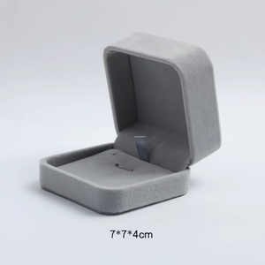 Caja de Almacenamiento de Joyas FORTE, Caja de Regalo para Collares y Pulseras, Caja Portátil Exquisita con Logotipo - Product Image 2