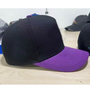 Cappello Snapback da Uomo in Suede Nero a 5 Pannelli con Fodera in Raso, Ricamo 3D a Rilievo Personalizzato con Logo del Brand, Ordine Minimo <span class=keywords><strong>20</strong></span> Pezzi - Product Image 3