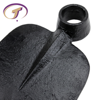 Houe agricole en acier robuste pour voies ferrées, outil de culture durable pour le creusement du sol, le désherbage, le labourage et le buttage des terres agricoles