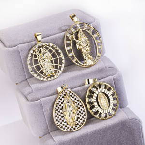 จี้ทองเหลืองชุบทอง 14K ประดับเพชรซิรคอน จี้ศาสนา จี้กางเขนกัวดาลูป พระแม่มารี นักบุญยูดา นักบุญเบเนดิกต์ ดาบแห่งความตาย - Product Image 2