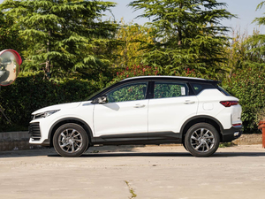 Véhicule chinois <span class=keywords><strong>pas</strong></span> <span class=keywords><strong>cher</strong></span> en promotion, Geely, SUV compact automatique à essence, pour Binyue Coolray - Product Image 4