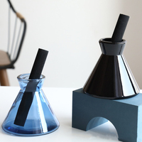 Bouteille en verre vide de 200 ml pour diffusion d'arômes, design créatif, luxe, nordique, moderne, conique