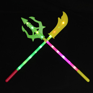 Épée Trident Lumineuse Électronique Clignotante, Couteau Guan Gong en Plastique, Jouet Lumineux pour Enfants et Jeunes, Idéal pour Fêtes et Marchés Nocturnes - Product Image 1
