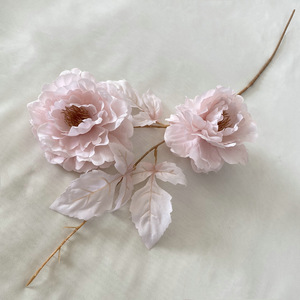 ดอกไม้ประดิษฐ์หลากสีชมพูสำหรับตกแต่งงานแต่งงาน - Product Image 5