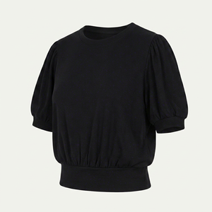 Haut de yoga LUNA féminin à manches trois-quarts bouffantes, sans coutures, léger, uni, avec logo frontal et design épuré - Product Image 1