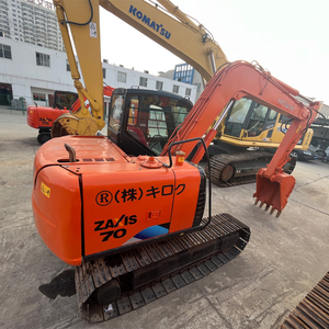 Excavadora de cadenas amarilla Hitachi, miniexcavadora hidráulica con cabina y orugas, motor Yanmar de 110 kW de potencia, alta capacidad de excavación - Product Image 3