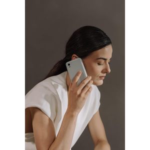 Teléfono Inteligente Minimalista Mudita Kompakt, Pantalla de Tinta Electrónica de 4.3 Pulgadas, 32 GB de Almacenamiento, Desbloqueado, 4G, Wi-Fi, Sistema Operativo Personalizado, Blanco - Product Image 5