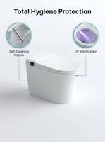 WC intelligent en céramique haut de gamme avec système de chasse d'eau à commande au pied, évacuation en P, fixation murale et siège chauffant