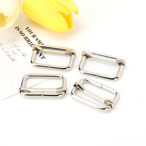Hebilla deslizante de metal ajustable en tres etapas, sin níquel, para accesorios de bolsos - Product Image 1
