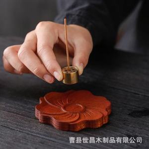 Brûleur d'encens en bois de santal, plateau rond avec insert en cuivre, fait main, pour usage religieux, style moderne et simple - Product Image 2