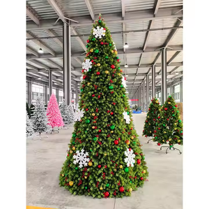Grand sapin de Noël extérieur pré-éclairé personnalisable en taille avec lumières LED décoratives - Product Image 4