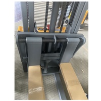 Gerbeur électrique MOVMES 1,5 tonne, gerbeur piéton à batterie lithium, entraînement AC, mât à 2 étages, pneus PU