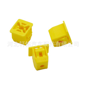 Xuanyou Auto Parts Clip de fixation de pare-chocs et de garde-boue 12.7mm X 10.8mm Jaune Universel, Base de vis autotaraudeuse pour garde-boue et plaque d'immatriculation - Product Image 4