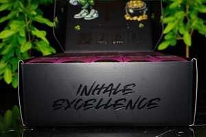 Cajas de Empaque Personalizadas de Alta Gama con Fondo Negro y Papel de Arte Especializado - Product Image 2