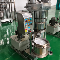 Presse hydraulique d'extraction d'huile de nouvelle génération pour herbes, céréales, chanvre, caroube et graines de tournesol