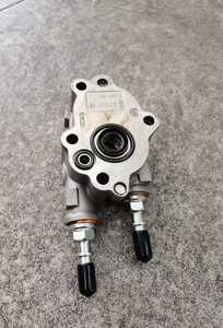 Bomba de Engranajes de Baja Presión 6D107 para Excavadoras Komatsu PC200-8 y PC240-8, Apta para Motores Komatsu 6D107 - Product Image 5