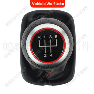 Poignée de levier de vitesses Audi 5 vitesses en cuir ergonomique avec surpiqûres rouges pour R32 A4 B6 B7 CLH711Z018502 - Product Image 4