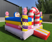 Structure gonflable personnalisée en forme de bonbon pour enfants, idéale pour les événements extérieurs, les parcs d'attractions et les locations commerciales.