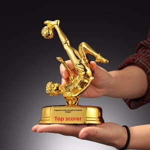 Trophée de football en cristal pour la Journée des sports scolaires, pour le meilleur buteur, le <span class=keywords><strong>gardien</strong></span> de but, la paire de gants de <span class=keywords><strong>gardien</strong></span> de but, emballage en boîte cadeau de Chine - Product Image 1