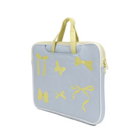 Housse pour ordinateur portable avec sangle de bagage pour 13-14 pouces, sac d'ordinateur brodé tendance, résistant à l'eau et aux rayures pour les trajets quotidiens
