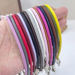 Sangles courtes pour téléphone portable, couleur unie, en cuir, <span class=keywords><strong>cordon</strong></span> de téléphone universel, bracelet pour <span class=keywords><strong>homme</strong></span> et femme, accessoire. - Product Image 3