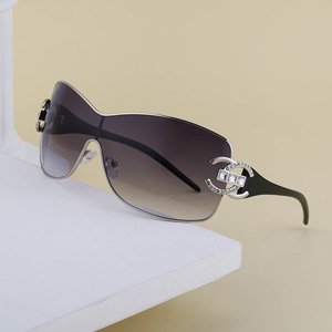 Gafas de sol personalizadas con diamantes de imitación, a prueba de viento, para mujer, UV400, montura grande, deportivas, estilo Instagram, moda Y2K - Product Image 4