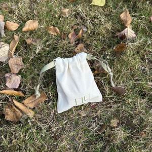 Sac cadeau en toile de coton à faible MOQ avec rubans en soie, pochette recyclable en coton à cordon pour l'emballage d'artisanat ou de bougies - Product Image 2