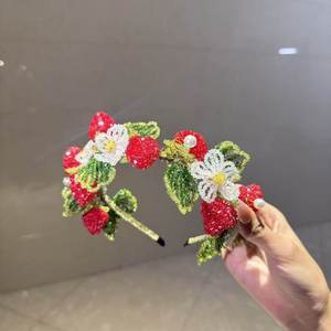 Bandeaux de la série fraise à succès, haute couture, avec imitation perle et satin, design minimaliste moderne, tempérament élégant - Product Image 3