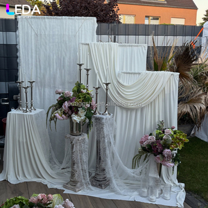 LEDA Décoration d'événements extérieurs – Rideau de fond carré blanc en soie laitière de haute qualité, ensemble trois pièces pour mariage - Product Image 1