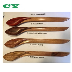 <span class=keywords><strong>Ouvre</strong></span>-lettre en bois sculpté fait à la main - Product Image 2