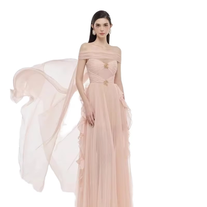 Robe longue élégante en mousseline <span class=keywords><strong>de</strong></span> soie à épaules dénudées pour femme, idéale pour les soirées, les mariages, la plage, ou comme robe d'été longue jusqu'au sol - Product Image 5