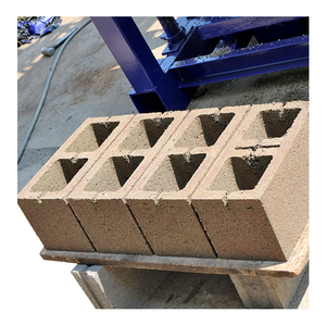 Nieuwe Thuisbedrijven Gebruiken Kleine Cementstenen Die <span class=keywords><strong>Machine</strong></span> Holle Blokkern Motorcomponent Kalkzandvorm Maken Voor Thuisgebruik - Product Image 2